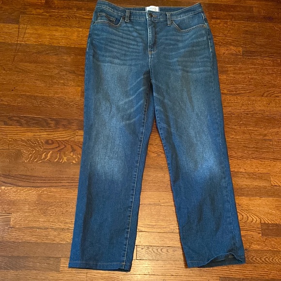 crown & ivy Denim - Crown & ivy leans 10R in good condition